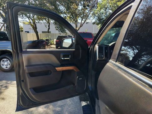 Used 2015 Chevrolet Silverado 1500 LTZ w/ Texas Edition, 1LZ Trim image 10