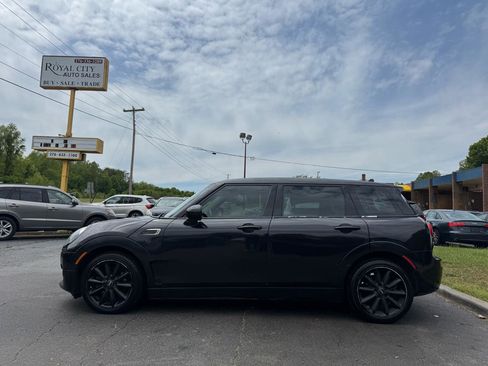 Used 2016 MINI Cooper Clubman FWD image 8