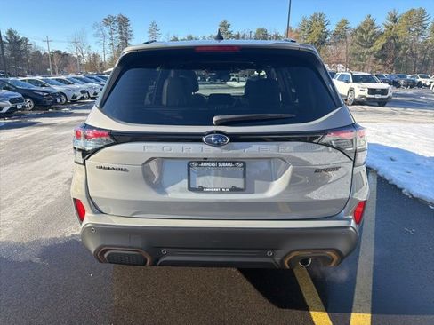 Used 2025 Subaru Forester Sport image 6