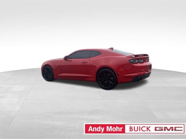 Used 2019 Chevrolet Camaro SS RWD image 11