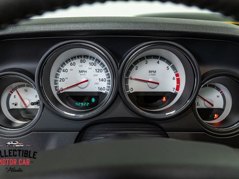 Used 2010 Dodge Challenger R/T RWD image 78