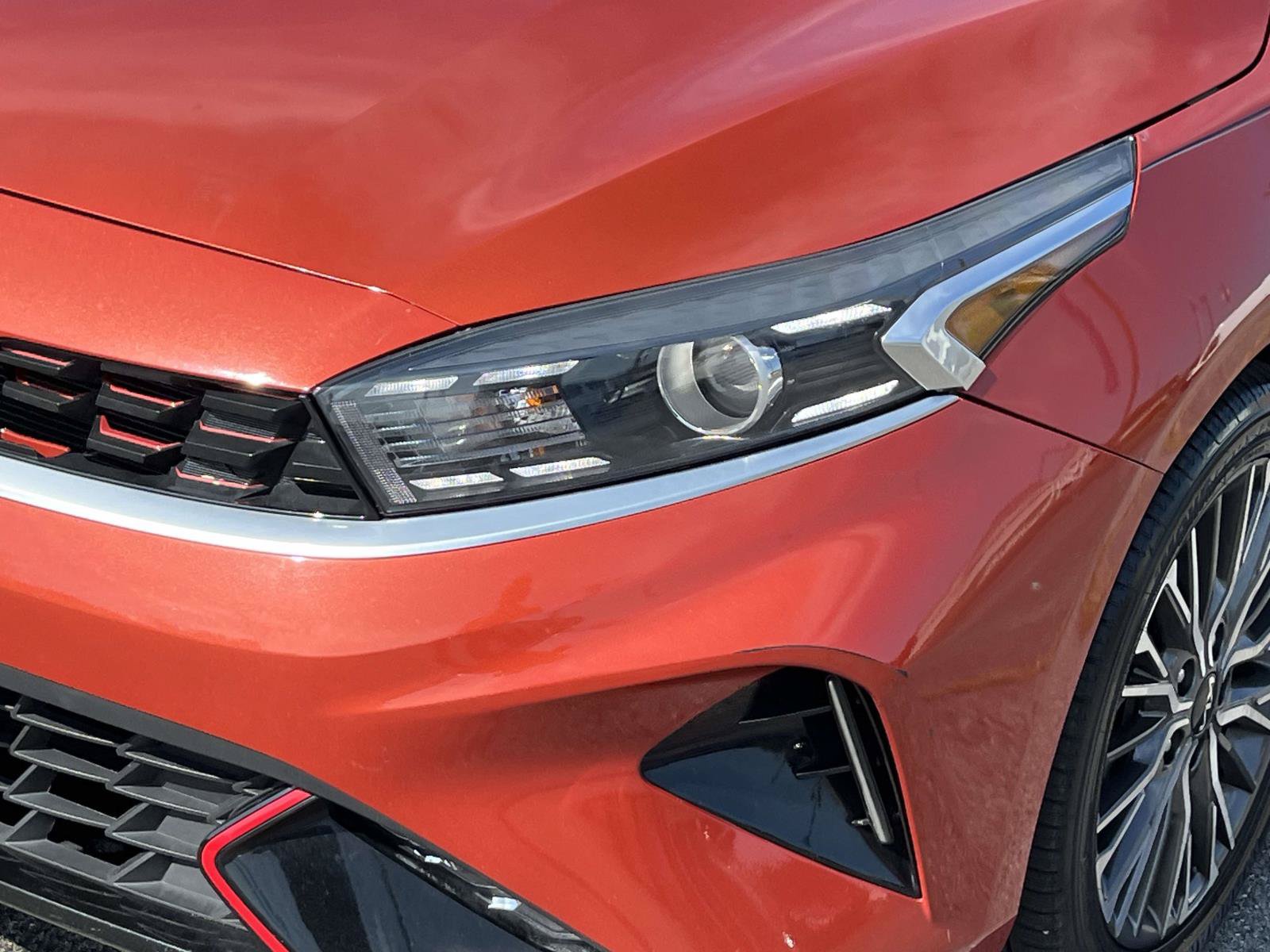 Used 2022 Kia Forte GT-Line w/ GT-Line Technology Package FWD image 11