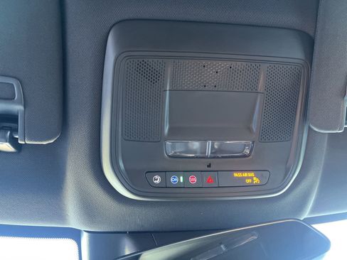 New 2026 Chevrolet Equinox EV LT image 36