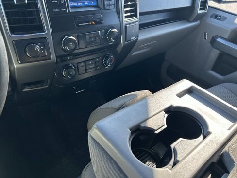 Used 2017 Ford F150 XLT image 26