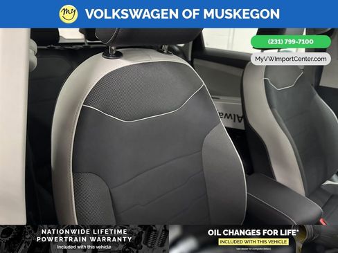 New 2026 Volkswagen Taos SE image 28