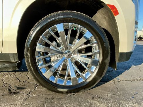 Used 2021 GMC Yukon XL SLT w/ SLT Luxury Plus Package image 21