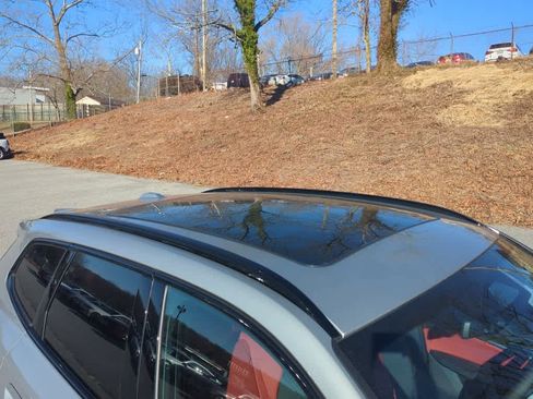 Used 2025 BMW X1 M35i w/ Shadowloine Package image 6