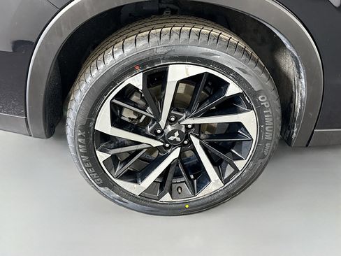 Used 2024 Mitsubishi Outlander SE Black Edition image 33