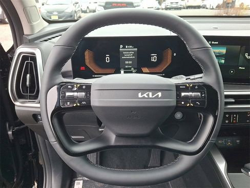 New 2026 Kia Sorento LX image 10