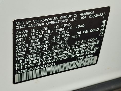 Used 2023 Volkswagen Atlas Cross Sport SEL AWD/4WD image 30