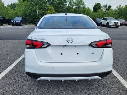 New 2025 Nissan Versa S w/ Trunk Package