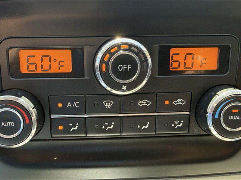 Used 2016 Nissan Frontier SV w/ SV Value Truck Package RWD image 10
