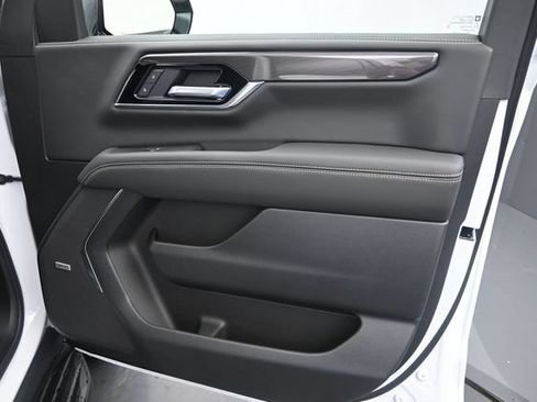 New 2026 GMC Yukon XL Elevation w/ Elevation Premium Package AWD/4WD image 26