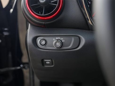 Used 2023 Chevrolet Blazer RS image 14