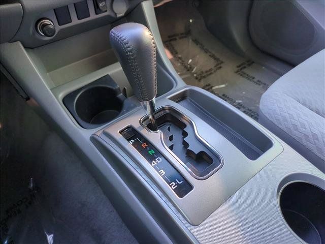 Used 2011 Toyota Tacoma 4x4 Double Cab w/ SR5 Pkg #2 image 12