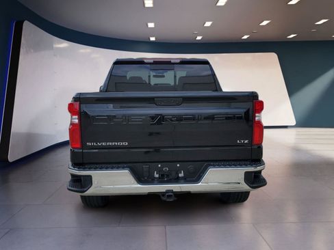 Used 2023 Chevrolet Silverado 1500 LTZ w/ LTZ Convenience Package II AWD/4WD image 4