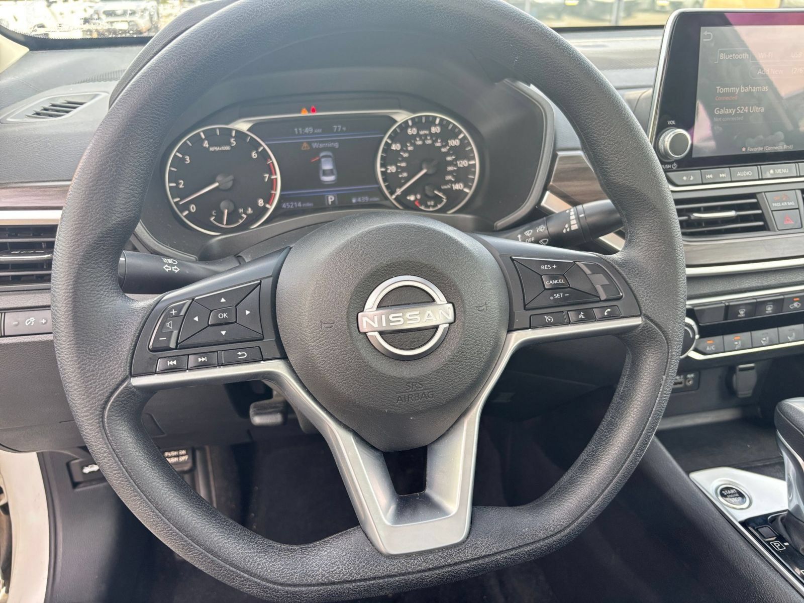Used 2025 Nissan Altima 2.5 SV FWD image 25