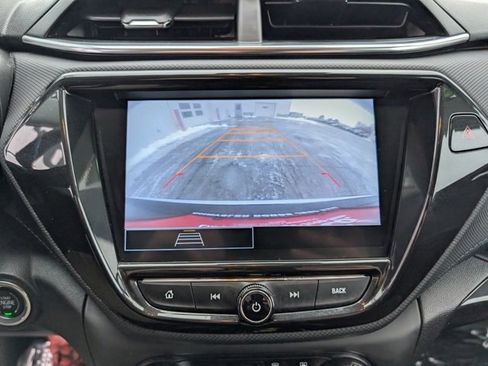 Used 2023 Chevrolet TrailBlazer LT w/ Convenience Package image 3