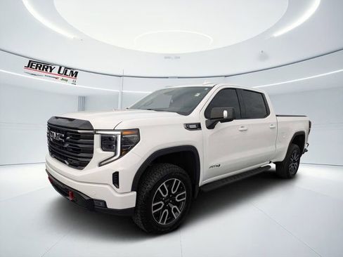 Used 2026 GMC Sierra 1500 AT4 w/ AT4 Premium Package AWD/4WD image 7