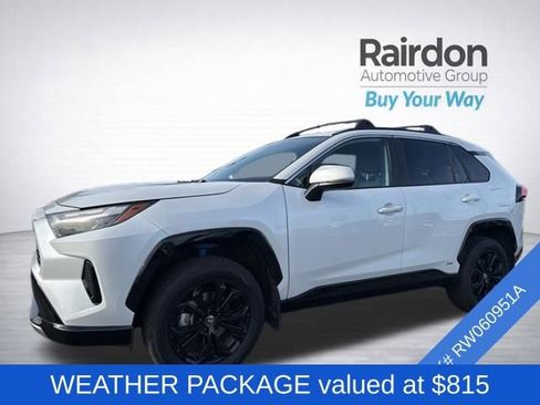 Used 2024 Toyota RAV4 SE w/ Convenience Package image 3