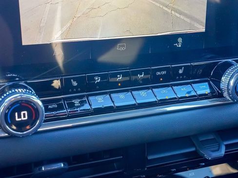 New 2026 GMC Canyon Elevation w/ Convenience Package RWD image 19
