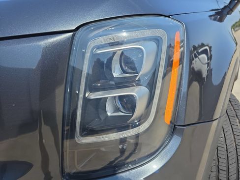 Used 2021 Kia Telluride SX w/ SX Prestige Package AWD/4WD image 30