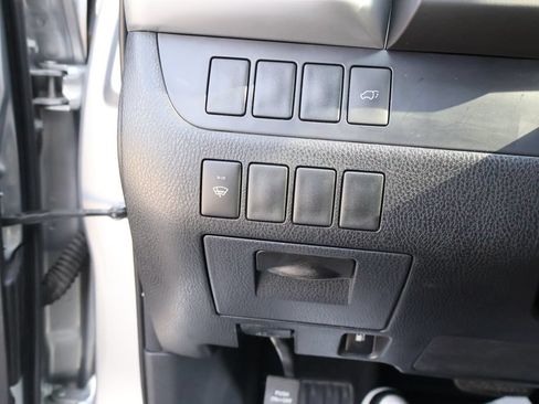 Used 2015 Toyota Highlander Plus AWD/4WD image 42
