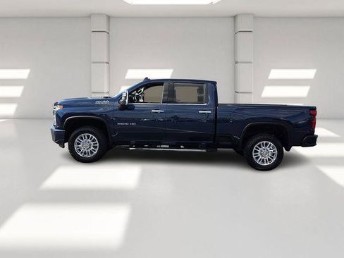 Certified 2022 Chevrolet Silverado 3500 High Country w/ Z71 Off-Road Package image 47