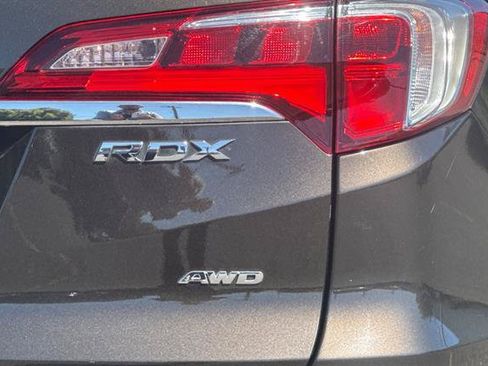 Used 2017 Acura RDX AWD w/ Advance Package image 32