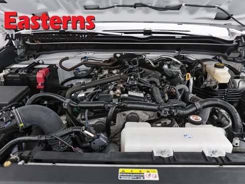 Used 2024 Toyota Tacoma SR RWD image 7