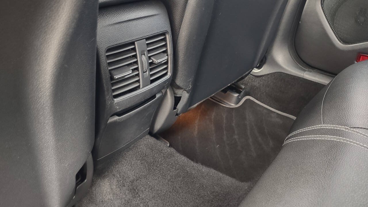 Used 2018 Mercedes-Benz CLA 250 image 29