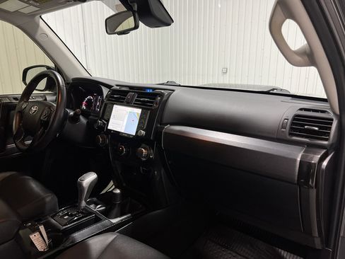 Used 2021 Toyota 4Runner TRD Off-Road Premium image 28