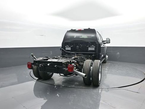 New 2026 Ford F450 Lariat image 7