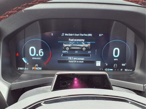 Used 2025 Ford Explorer ST AWD/4WD image 15