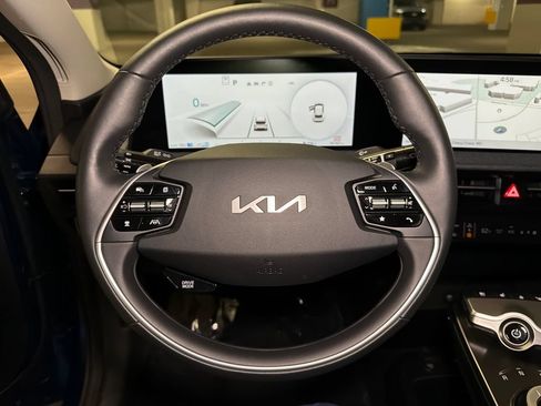 Certified 2024 Kia EV6 Wind AWD/4WD image 25