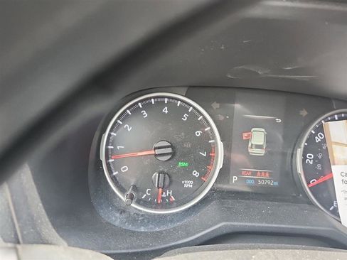 Used 2020 Toyota RAV4 XLE AWD/4WD image 5