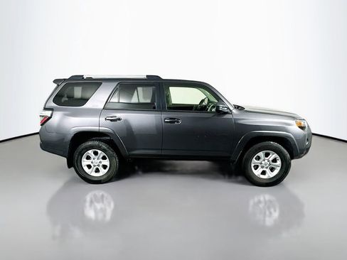 Used 2022 Toyota 4Runner SR5 image 8