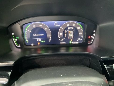 Used 2026 Honda CR-V Sport Touring image 11