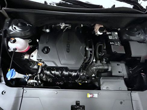 Used 2024 Kia Sorento S image 25