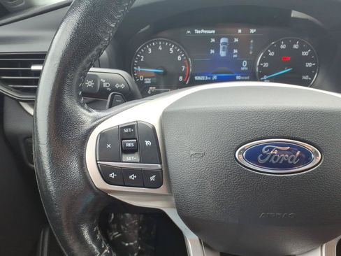 Used 2020 Ford Explorer XLT RWD image 17