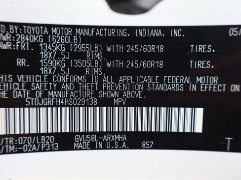 Used 2017 Toyota Highlander XLE AWD/4WD image 49