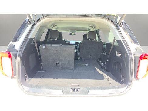 Used 2022 Ford Explorer Limited w/ Equipment Group 301A AWD/4WD image 51