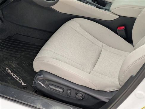 New 2025 Honda Accord SE image 4