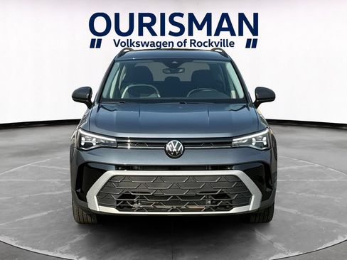 Used 2025 Volkswagen Taos S FWD image 8