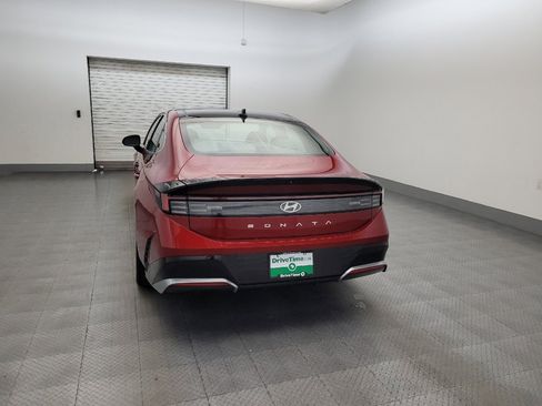 Used 2024 Hyundai Sonata SEL w/ Convenience Package FWD image 6