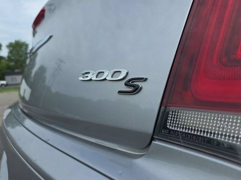 Used 2017 Chrysler 300 S AWD/4WD image 28