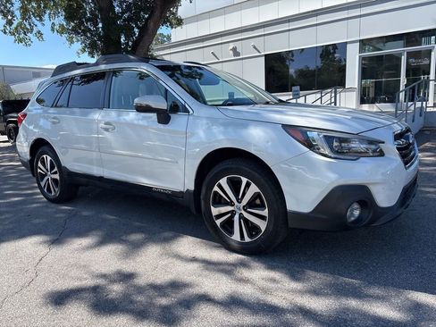 Used 2019 Subaru Outback 2.5i Limited w/ Popular Package #2 AWD/4WD image 1
