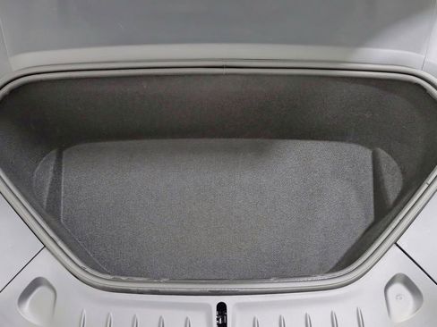 Used 2022 Tesla Model S image 41