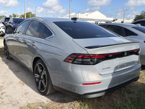 Used 2025 Honda Accord Sport image 7
