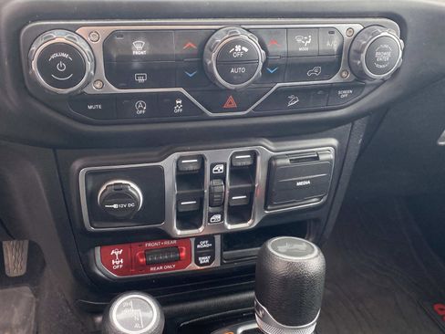 Used 2021 Jeep Wrangler Unlimited Rubicon image 19